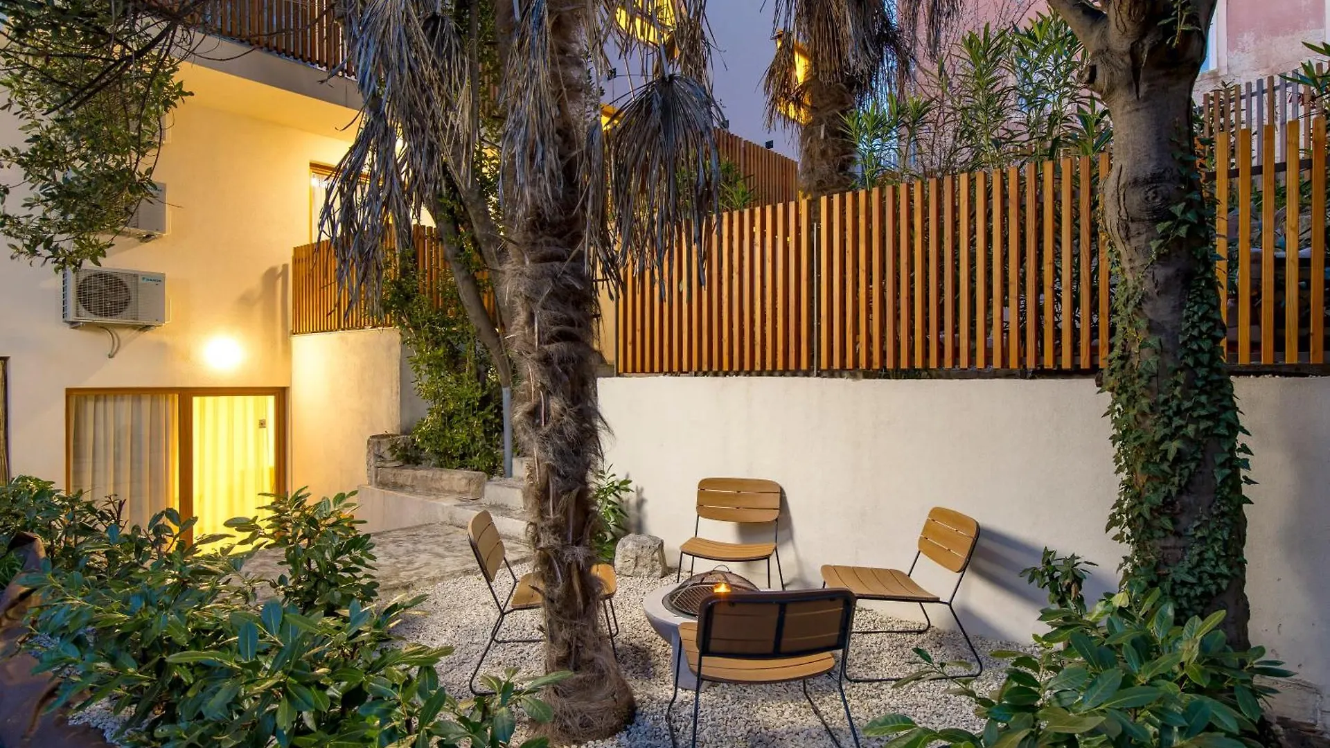 Pula Residence Rooms And Apartments Old City Center 0*,  Croatia