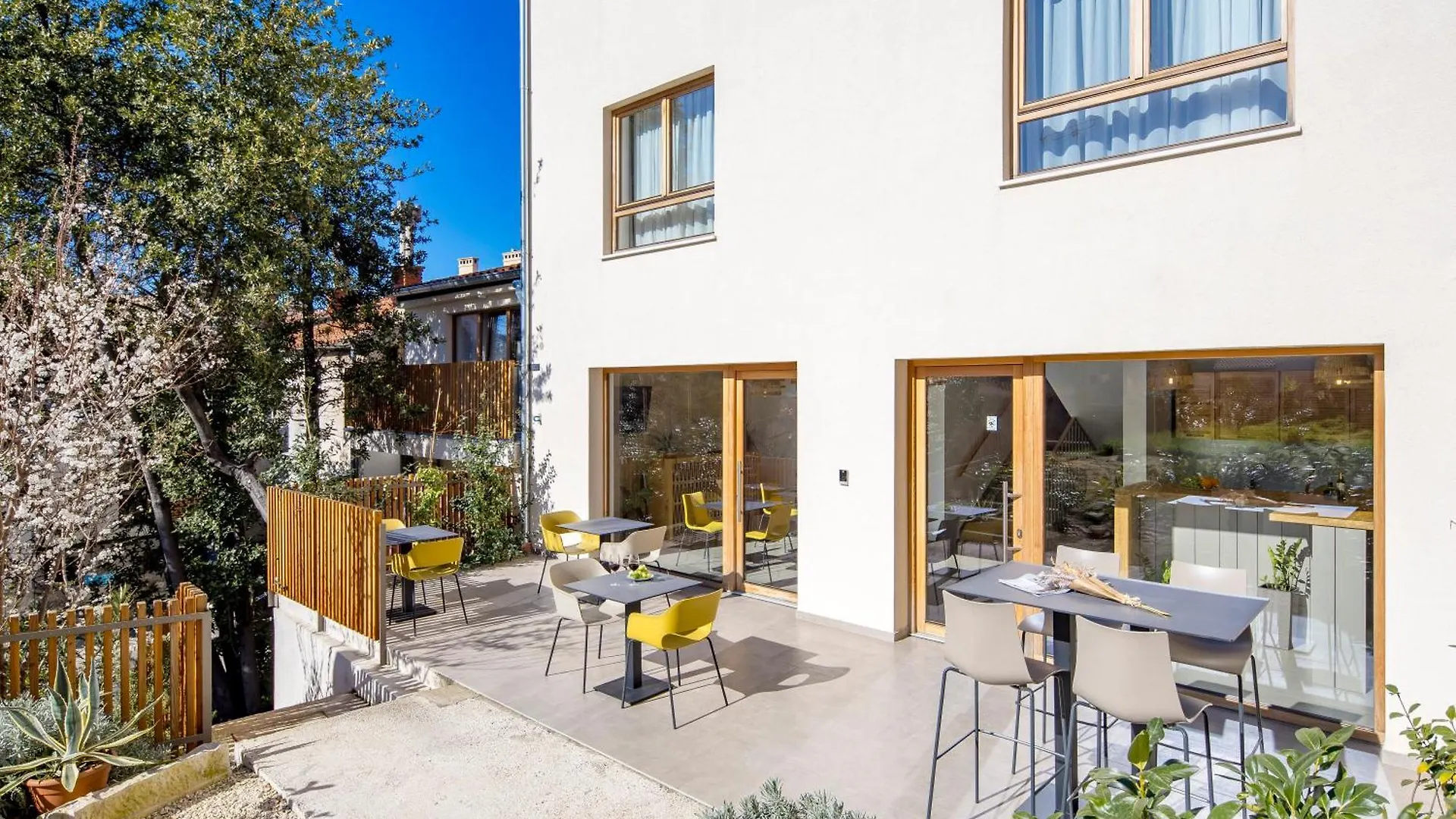 Pula Residence Rooms And Apartments Old City Center