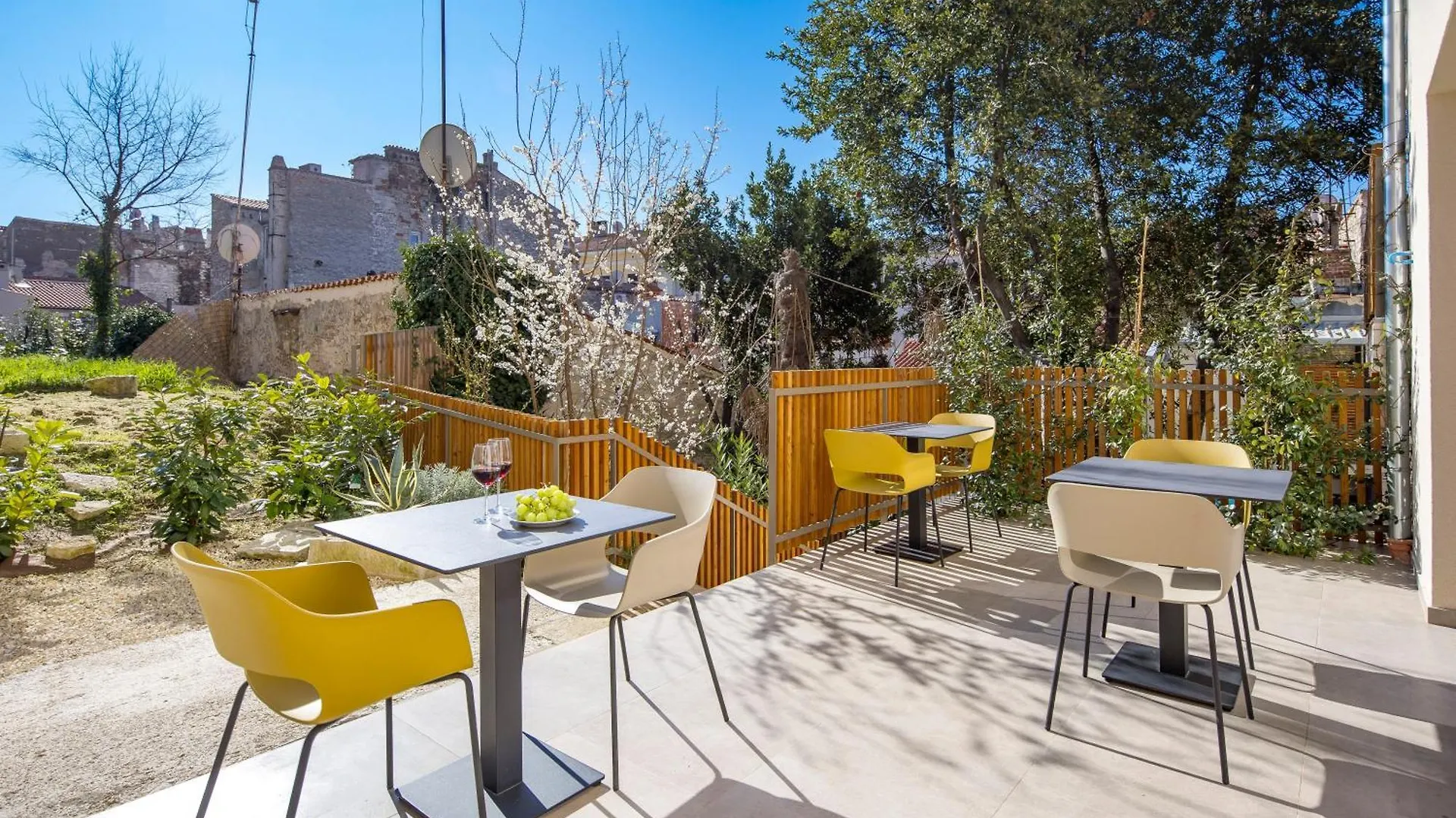 Pula Residence Rooms And Apartments Old City Center Croatia