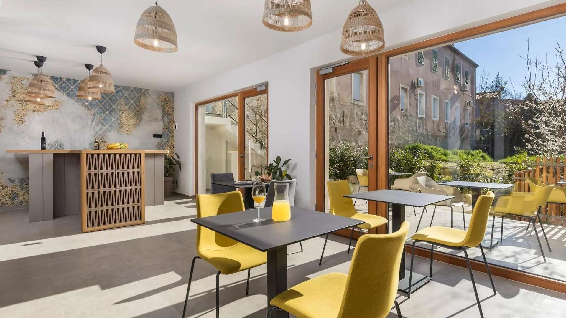 Pula Residence Rooms And Apartments Old City Center