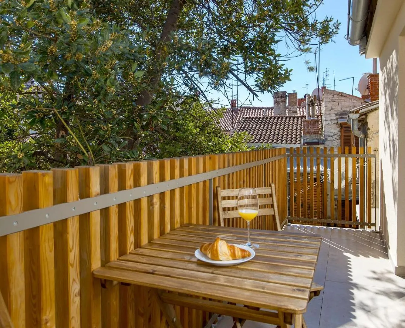 Pula Residence Rooms And Apartments Old City Center