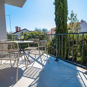 Apartman Life With Free Parking, Pula
